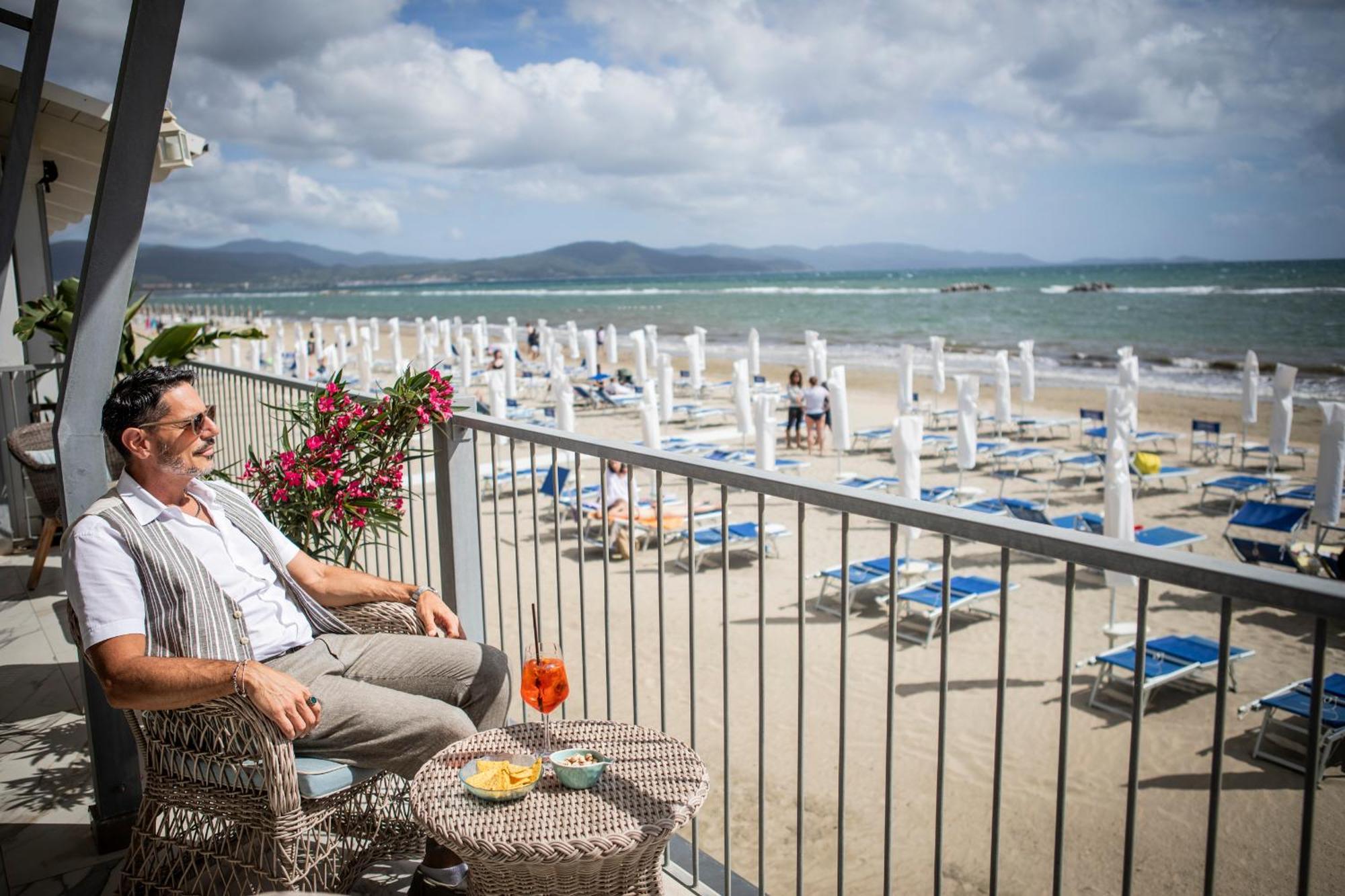 Hotel Parrini Follonica Buitenkant foto